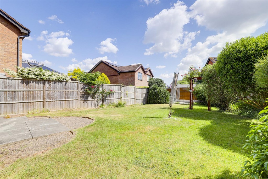 Killerton Park Drive, West Bridgford, Nottinghamshire, NG2 7BS