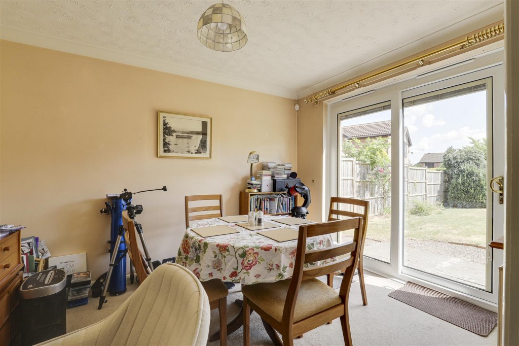 Killerton Park Drive, West Bridgford, Nottinghamshire, NG2 7BS