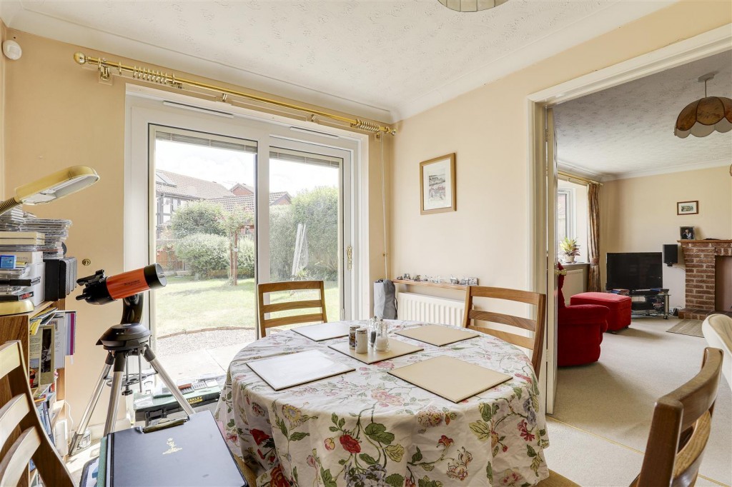 Killerton Park Drive, West Bridgford, Nottinghamshire, NG2 7BS