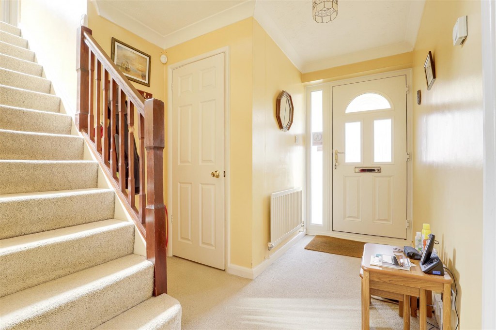 Killerton Park Drive, West Bridgford, Nottinghamshire, NG2 7BS
