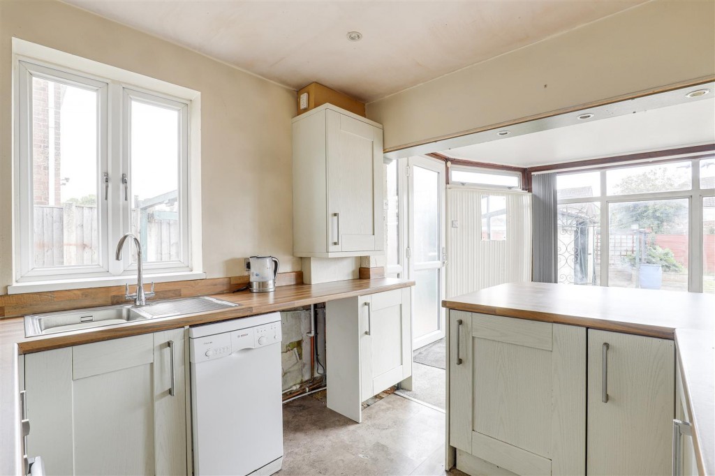 Avon Avenue, Hucknall, Nottinghamshire, NG15 6FS