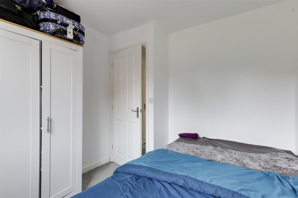 Edmonstone Crescent, Bestwood, Nottinghamshire, NG5 5UW