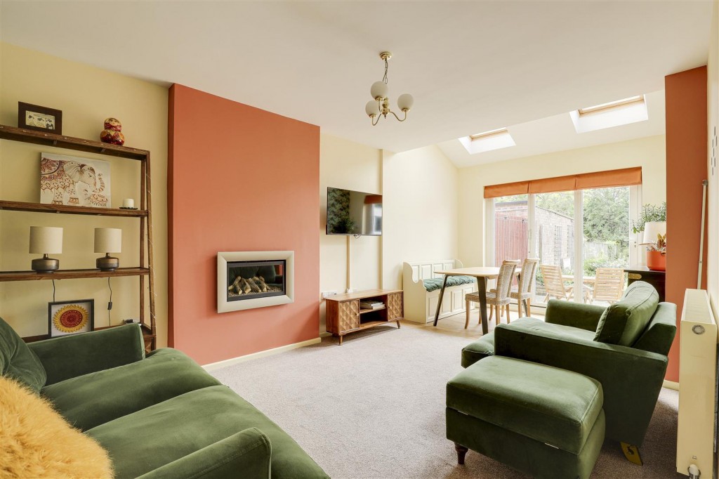 Seaford Avenue, Wollaton, Nottinghamshire, NG8 1LB