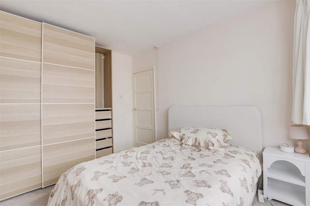 Seaford Avenue, Wollaton, Nottinghamshire, NG8 1LB