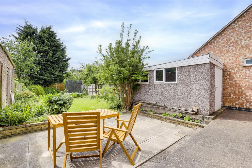 Seaford Avenue, Wollaton, Nottinghamshire, NG8 1LB