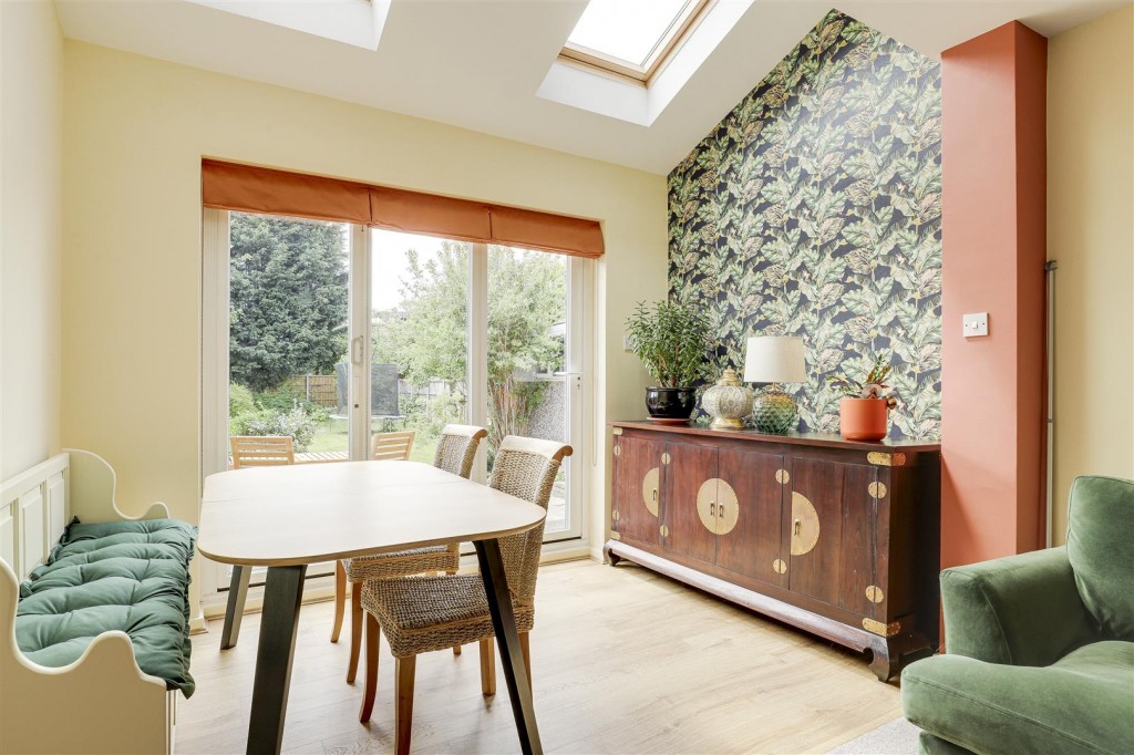 Seaford Avenue, Wollaton, Nottinghamshire, NG8 1LB