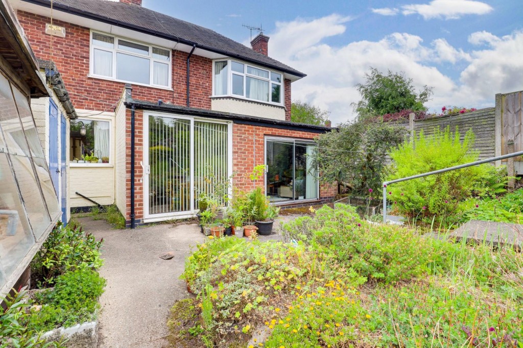 Bridle Road, Bramcote, Nottinghamshire, NG9 3DH