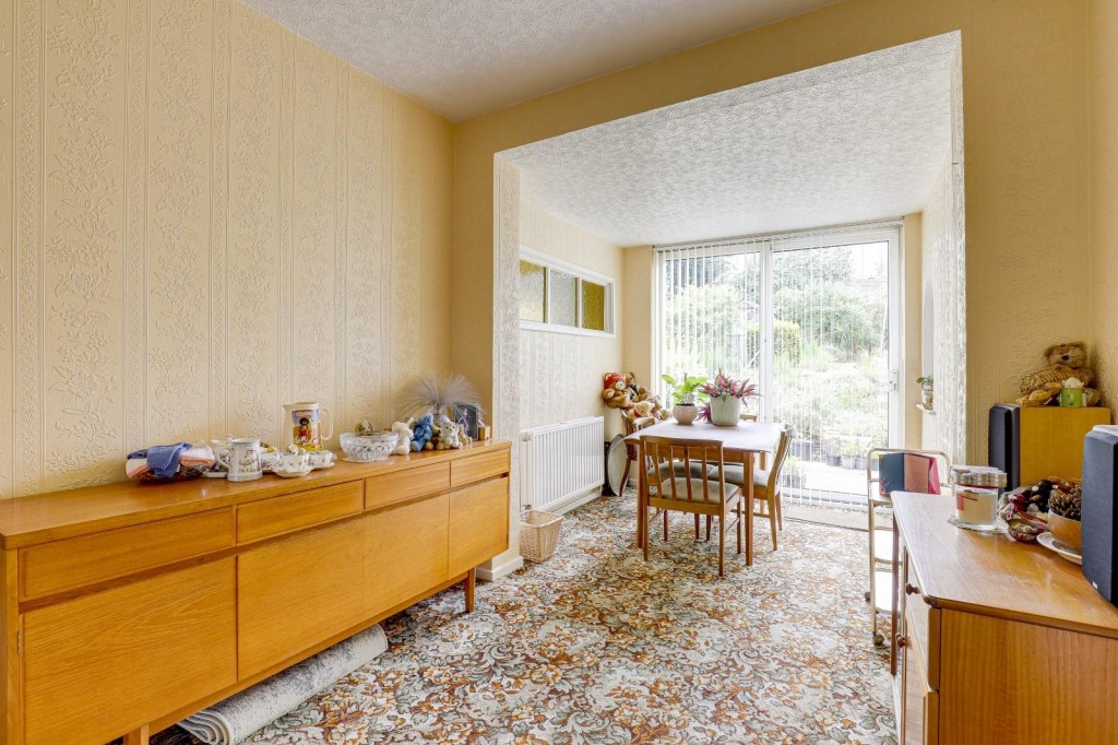 Bridle Road, Bramcote, Nottinghamshire, NG9 3DH