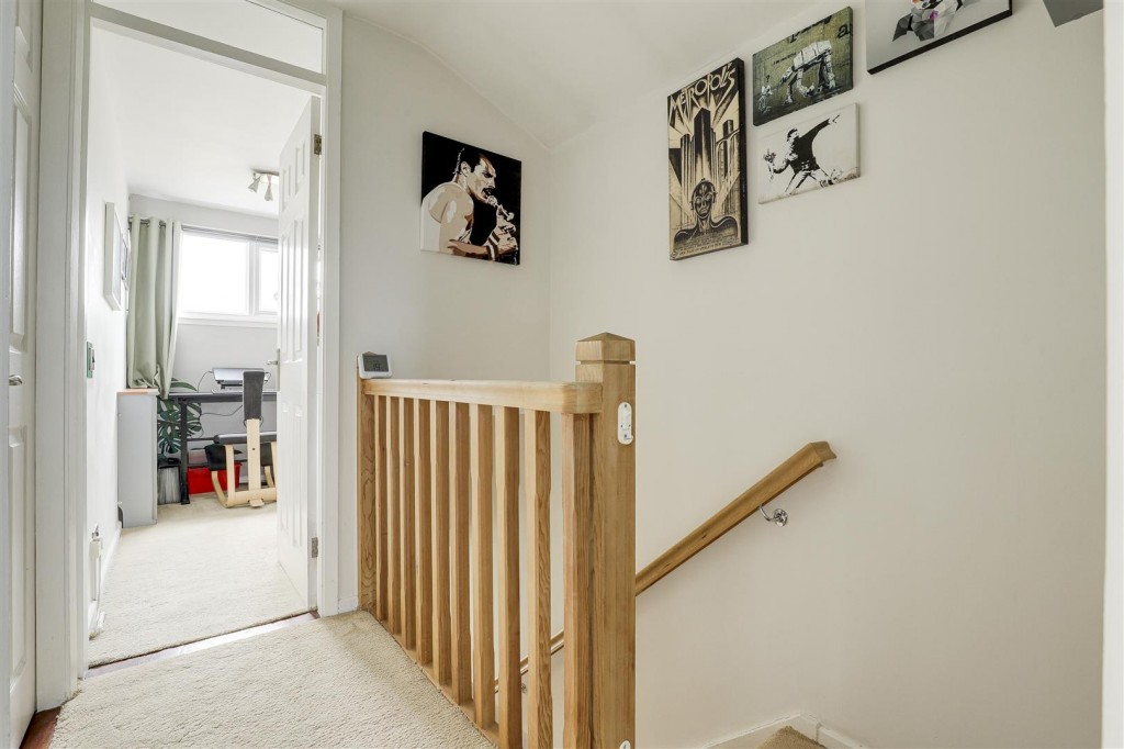 Eskdale Close, Long Eaton, Derbyshire, NG10 3LQ