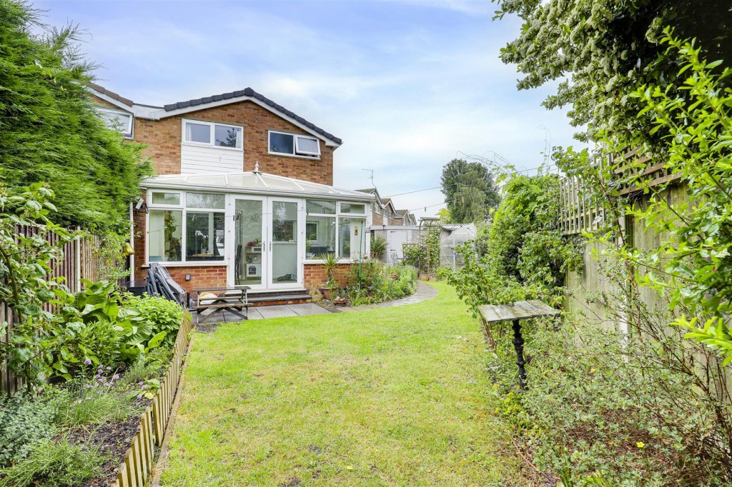Eskdale Close, Long Eaton, Derbyshire, NG10 3LQ