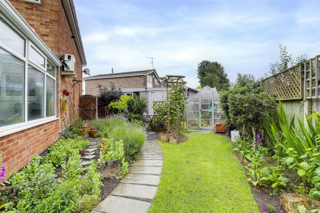 Eskdale Close, Long Eaton, Derbyshire, NG10 3LQ