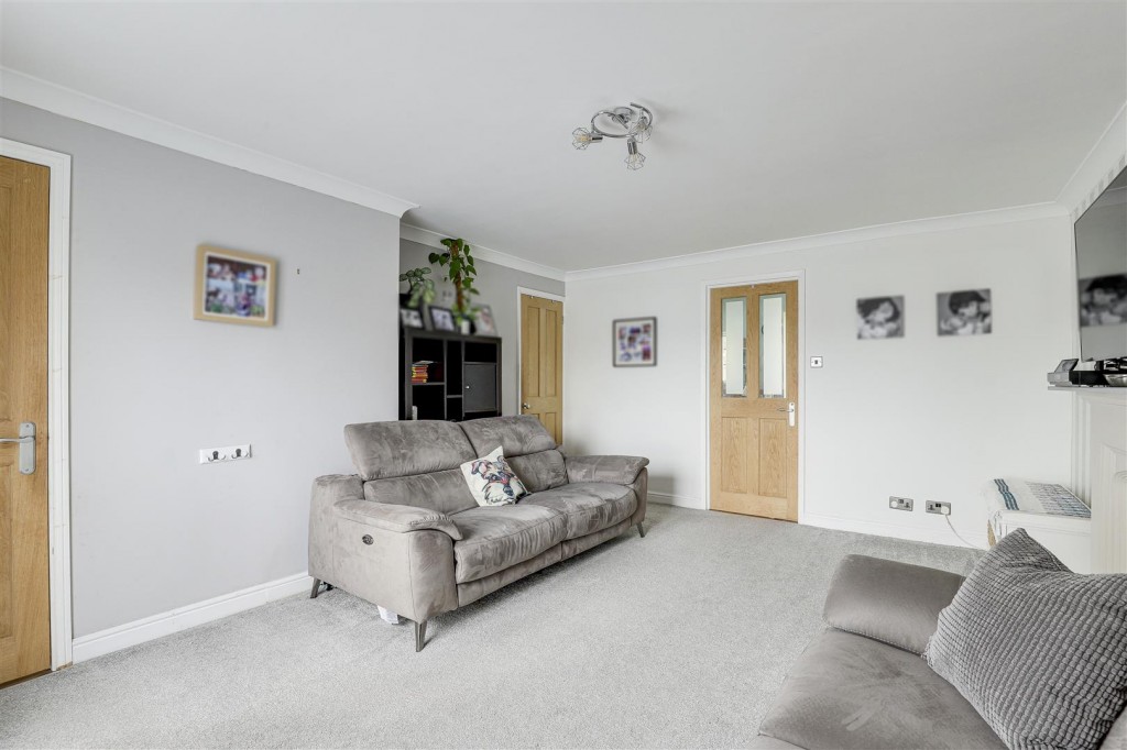 Eskdale Close, Long Eaton, Derbyshire, NG10 3LQ