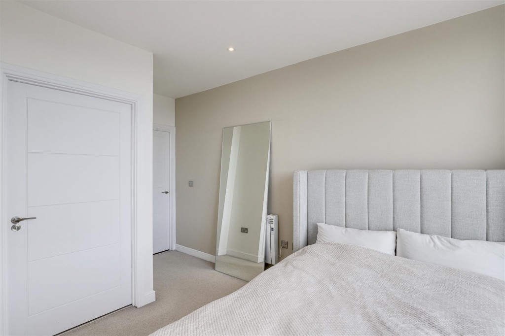 Pavilion Road, West Bridgford, Nottinghamshire, NG2 5PJ