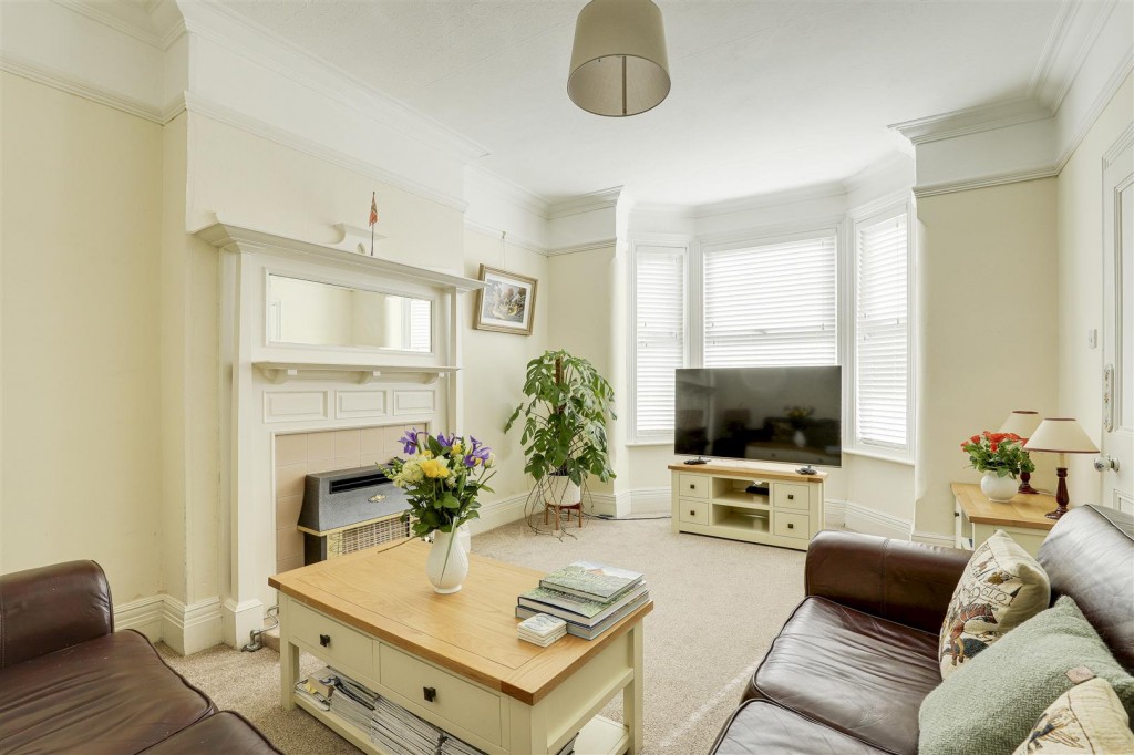 Charlton Avenue, Long Eaton, Derbyshire, NG10 2BX