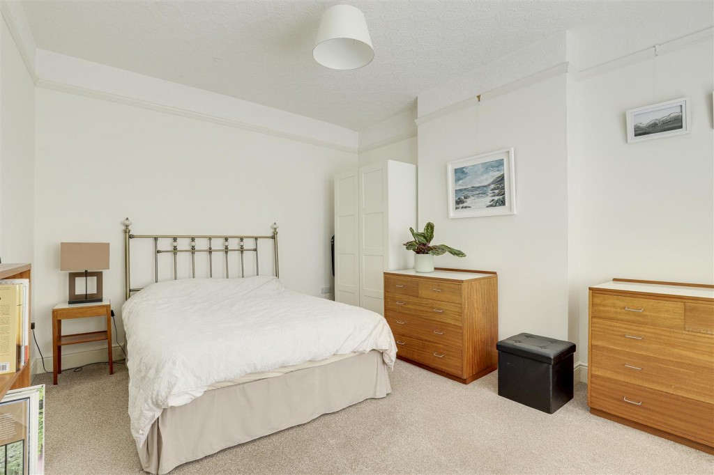 Charlton Avenue, Long Eaton, Derbyshire, NG10 2BX