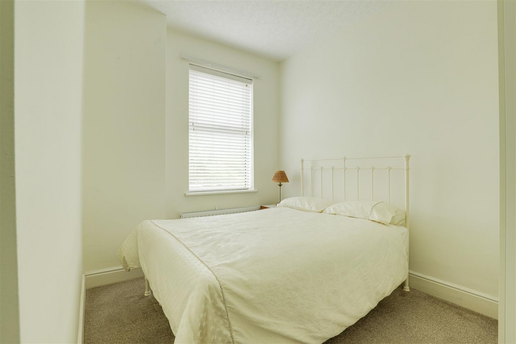 Charlton Avenue, Long Eaton, Derbyshire, NG10 2BX