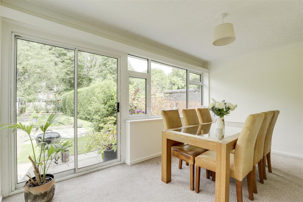 Charlton Avenue, Long Eaton, Derbyshire, NG10 2BX