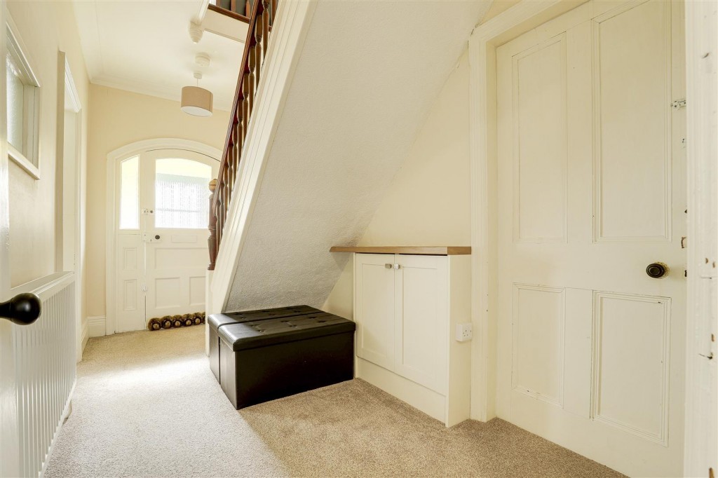 Charlton Avenue, Long Eaton, Derbyshire, NG10 2BX