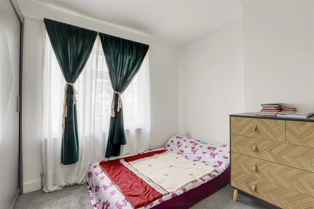 Breckhill Road, Woodthorpe, Nottinghamshire, NG5 4GP