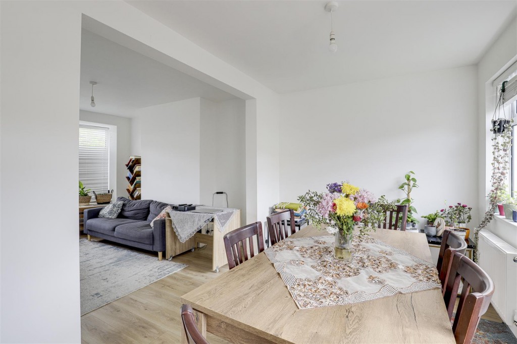 Breckhill Road, Woodthorpe, Nottinghamshire, NG5 4GP