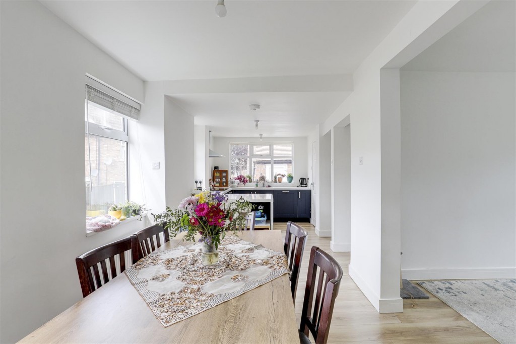 Breckhill Road, Woodthorpe, Nottinghamshire, NG5 4GP