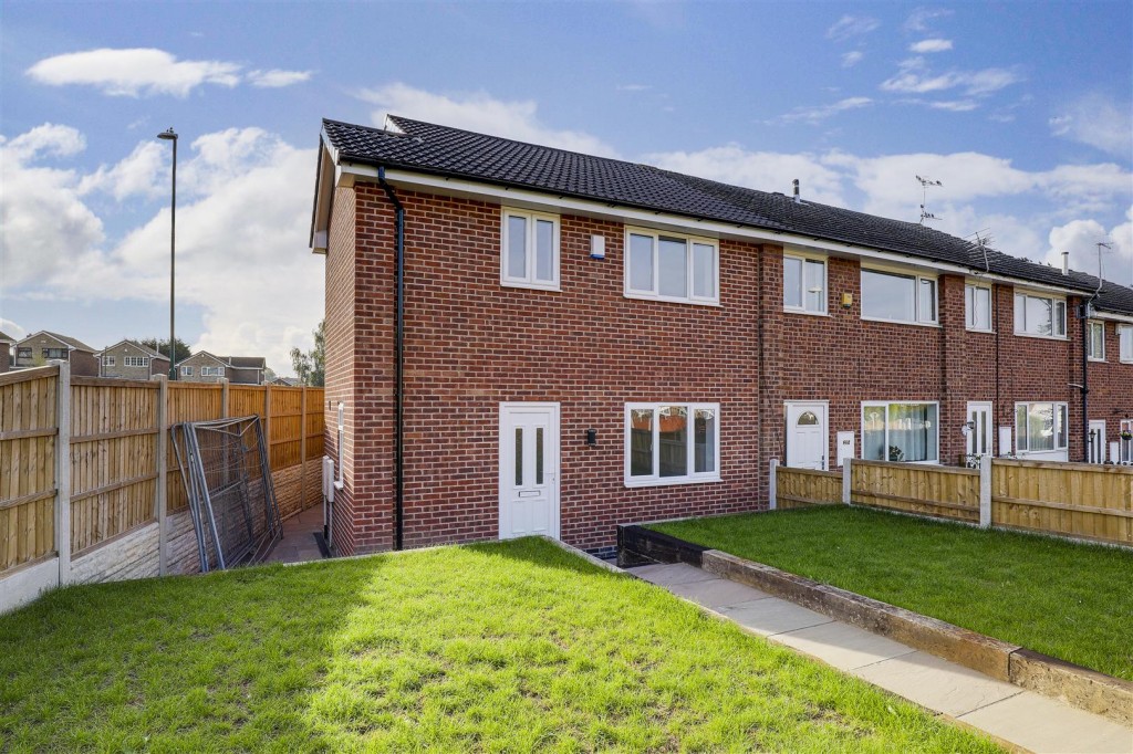 Freemantle Walk, Heron Ridge, Nottinghamshire, NG5 9LH