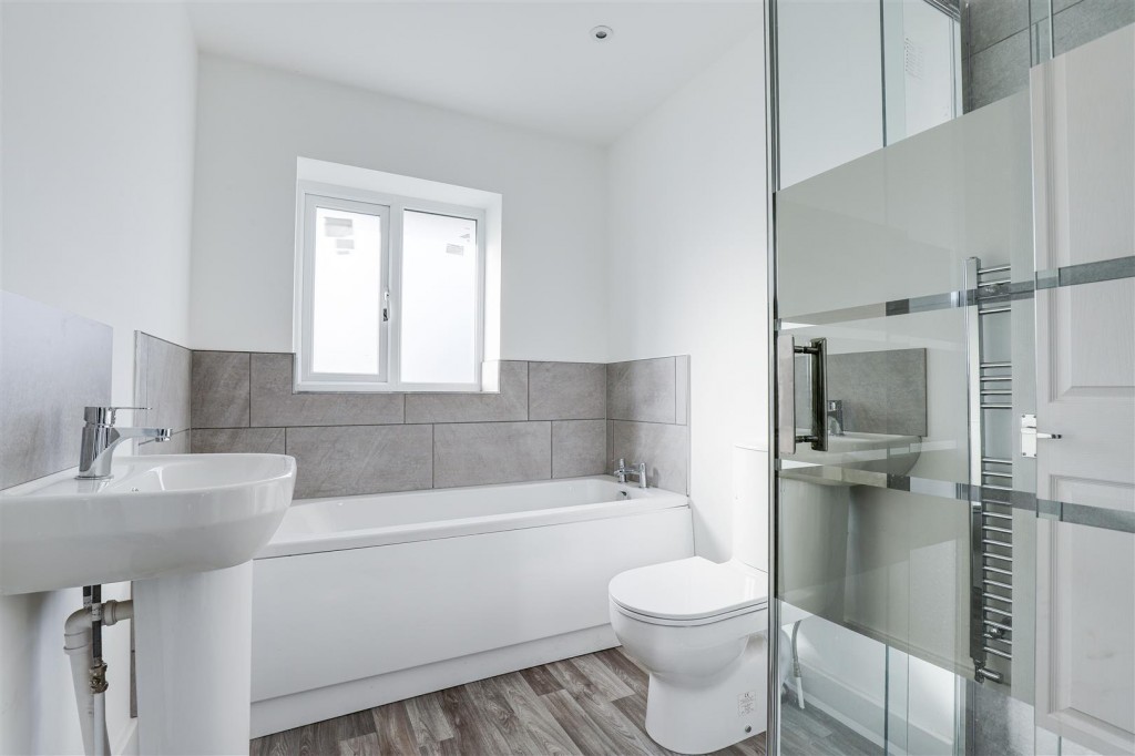Freemantle Walk, Heron Ridge, Nottinghamshire, NG5 9LH