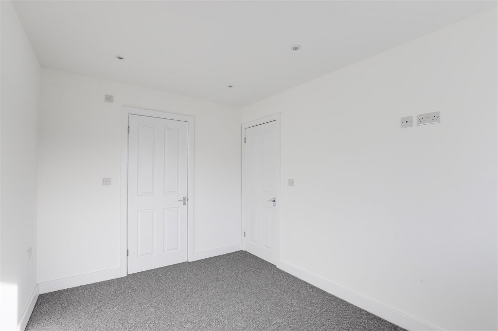 Freemantle Walk, Heron Ridge, Nottinghamshire, NG5 9LH