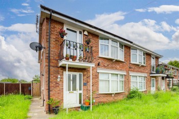 Ambleside Way, Gedling, Nottinghamshire, NG4 2QY