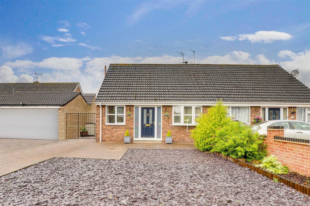 Quorndon Crescent, Long Eaton, Nottinghamshire, NG10 1AL