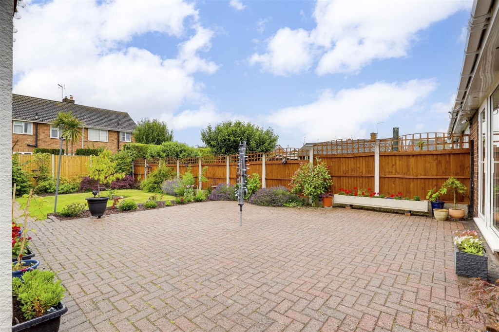 Quorndon Crescent, Long Eaton, Nottinghamshire, NG10 1AL