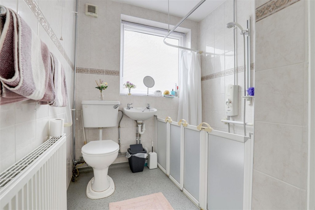 Quorndon Crescent, Long Eaton, Nottinghamshire, NG10 1AL