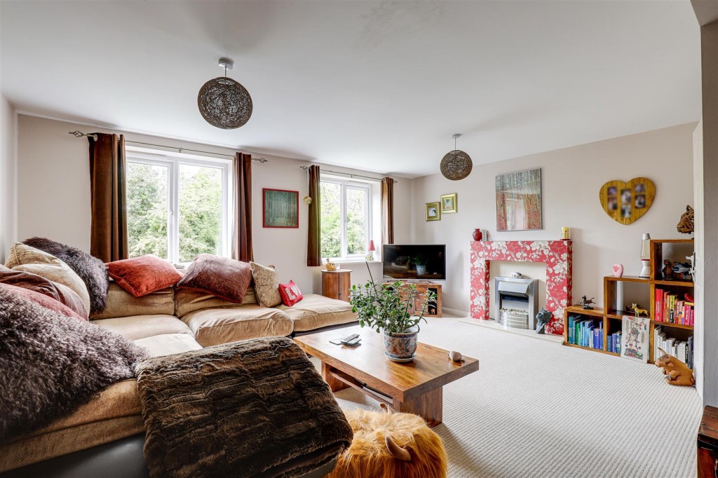 Swifts View, Kirkby-In-Ashfield, Nottinghamshire, NG17 9DX