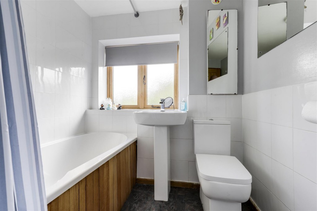 Salmon Lane, Annesley Woodhouse, Nottinghamshire, NG17 9HB