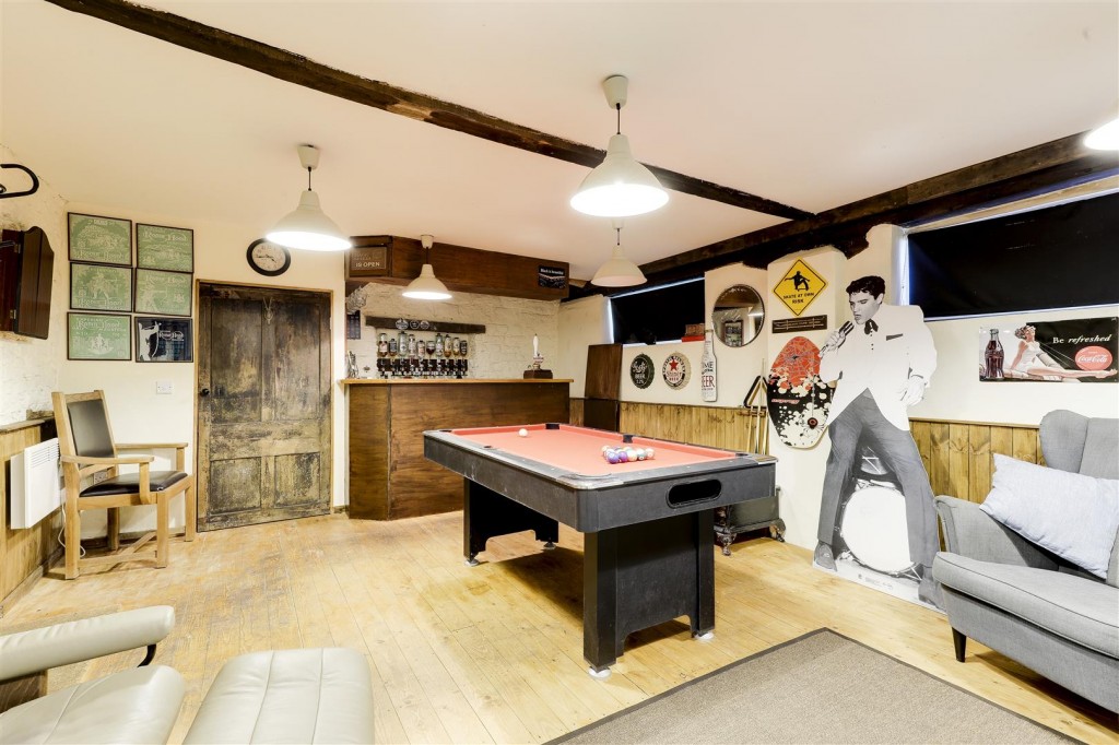 Salmon Lane, Annesley Woodhouse, Nottinghamshire, NG17 9HB