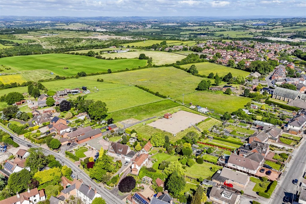 Salmon Lane, Annesley Woodhouse, Nottinghamshire, NG17 9HB