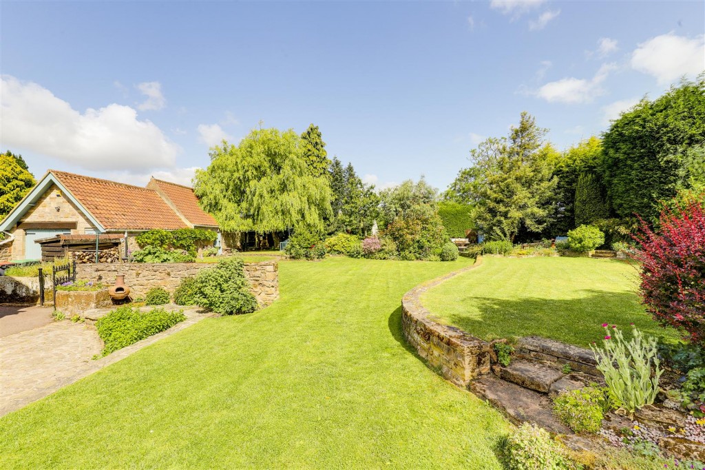 Salmon Lane, Annesley Woodhouse, Nottinghamshire, NG17 9HB