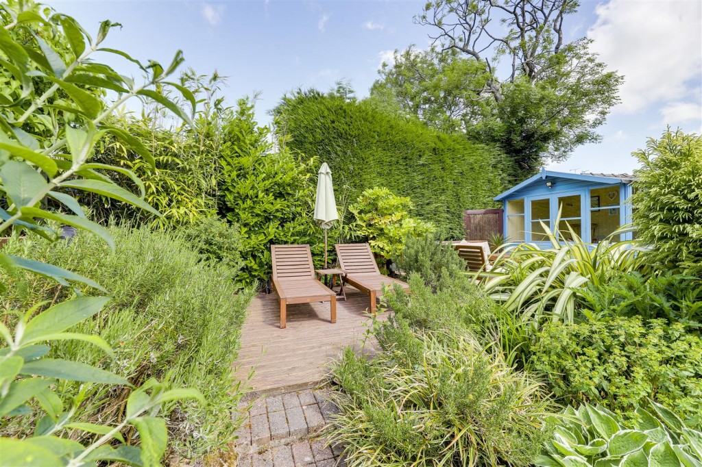 Salmon Lane, Annesley Woodhouse, Nottinghamshire, NG17 9HB