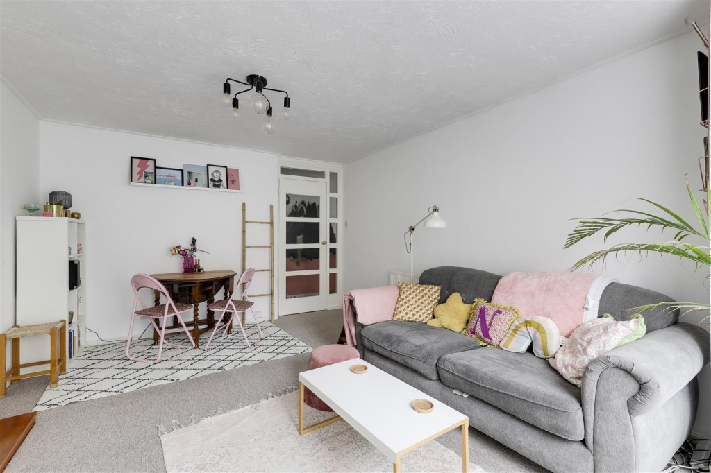 Redcliffe Road, Mapperley Park, Nottinghamshire, NG3 5AW