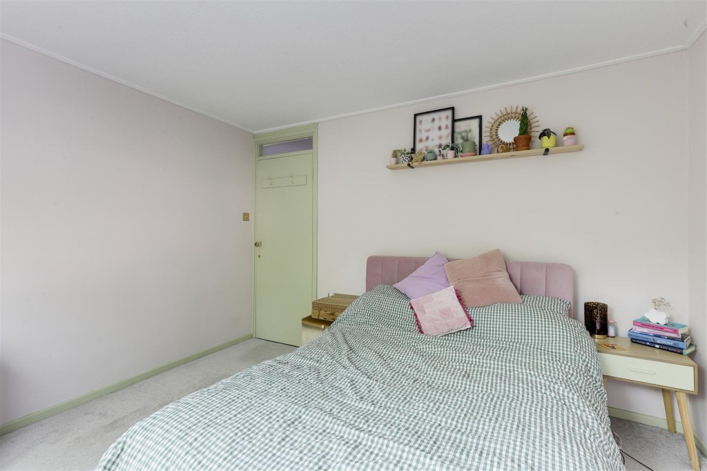 Redcliffe Road, Mapperley Park, Nottinghamshire, NG3 5AW