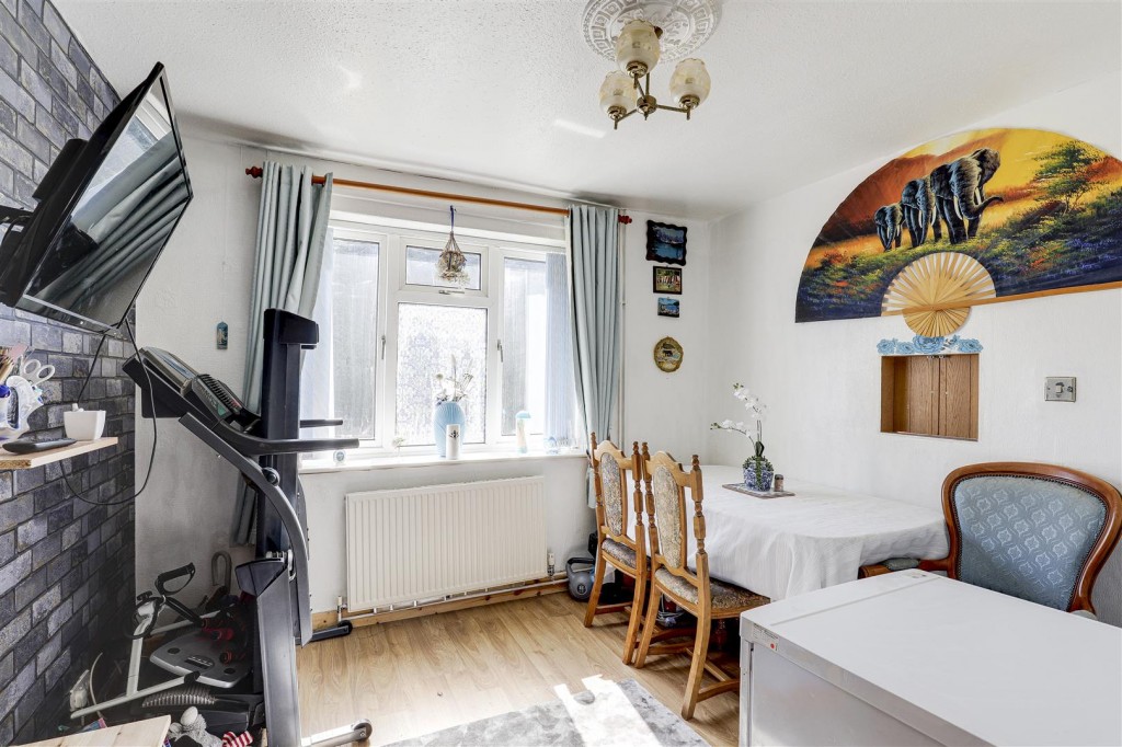 Colley Moor Leys Lane, Clifton, Nottinghamshire, NG11 8AL