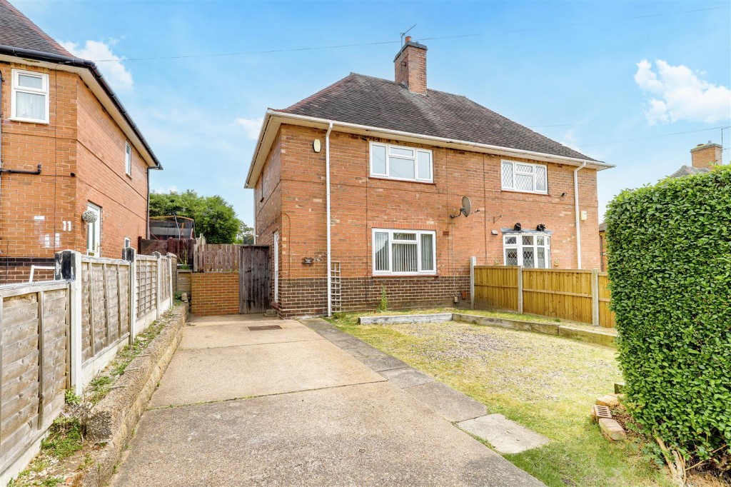 Longmead Drive Daybrook, Nottingham, NG5 6EE