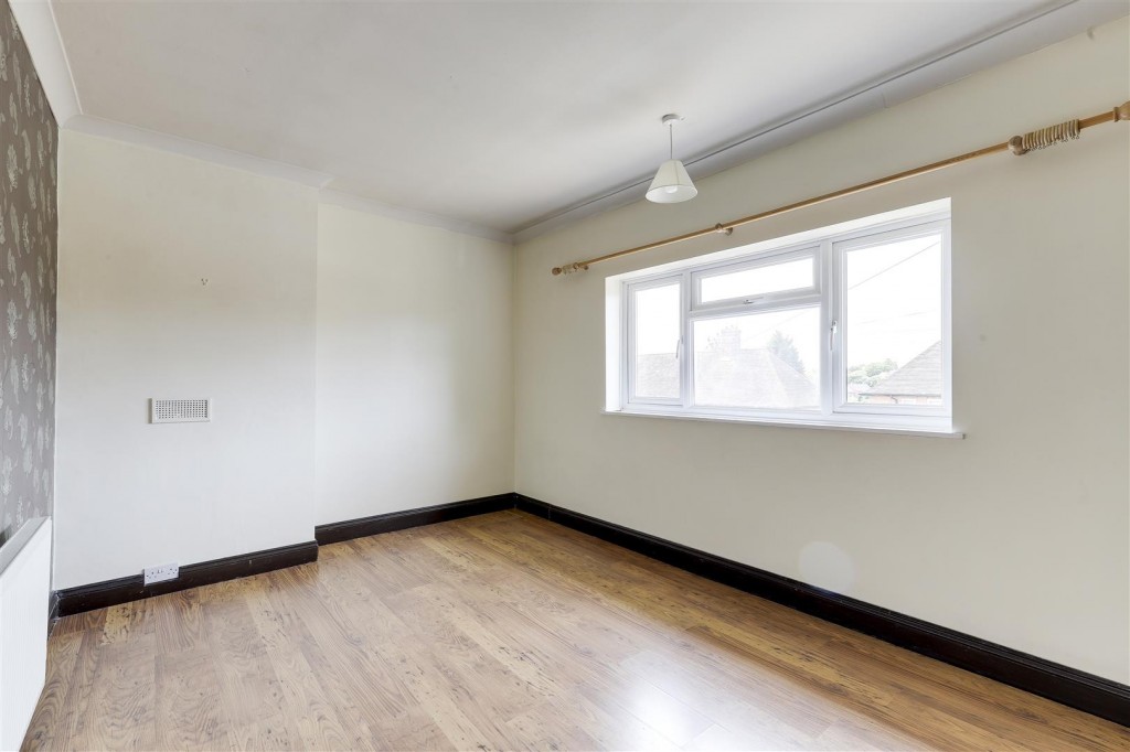Longmead Drive Daybrook, Nottingham, NG5 6EE