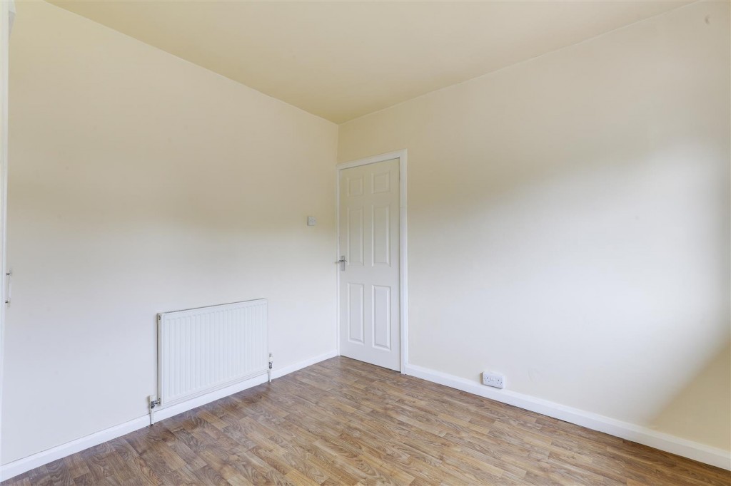 Longmead Drive Daybrook, Nottingham, NG5 6EE