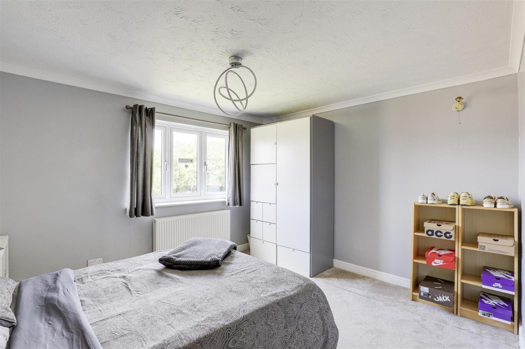 Hallfields, Edwalton, Nottinghamshire, NG12 4AA
