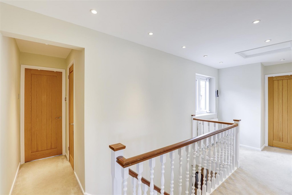 Hallfields, Edwalton, Nottinghamshire, NG12 4AA
