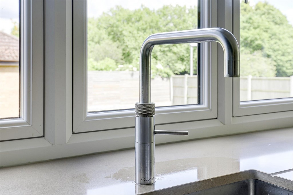Hallfields, Edwalton, Nottinghamshire, NG12 4AA