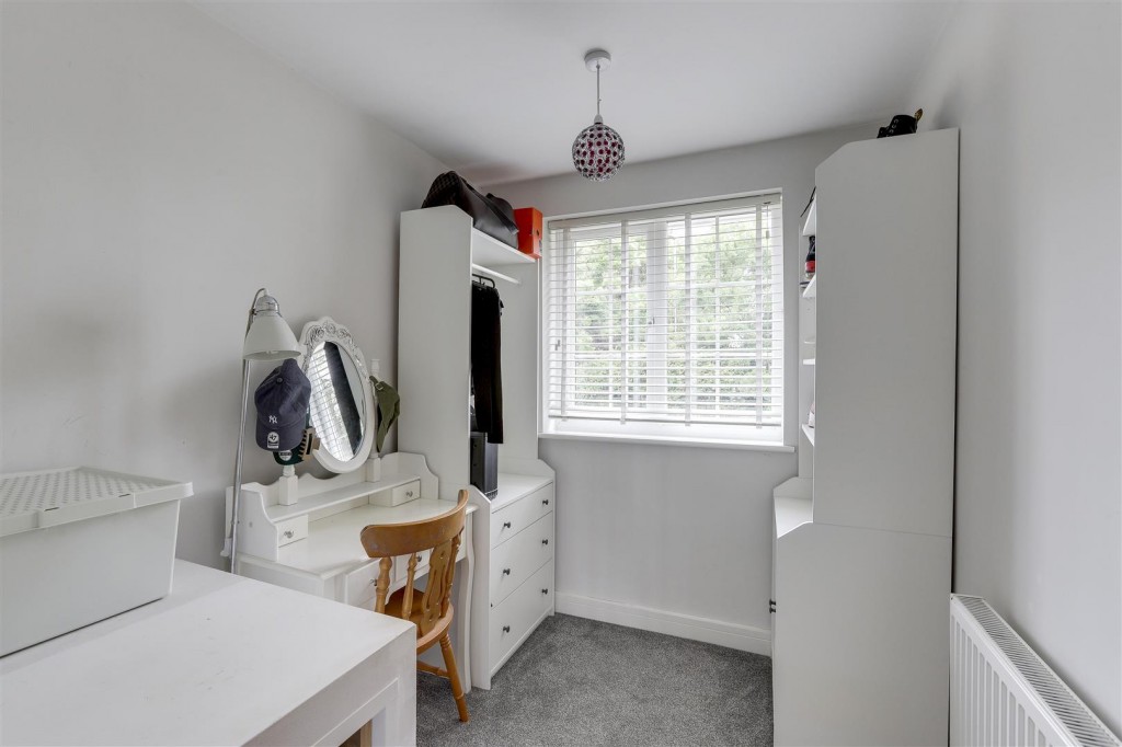 Longmoor Road, Long Eaton, Derbyshire, NG10 4FQ