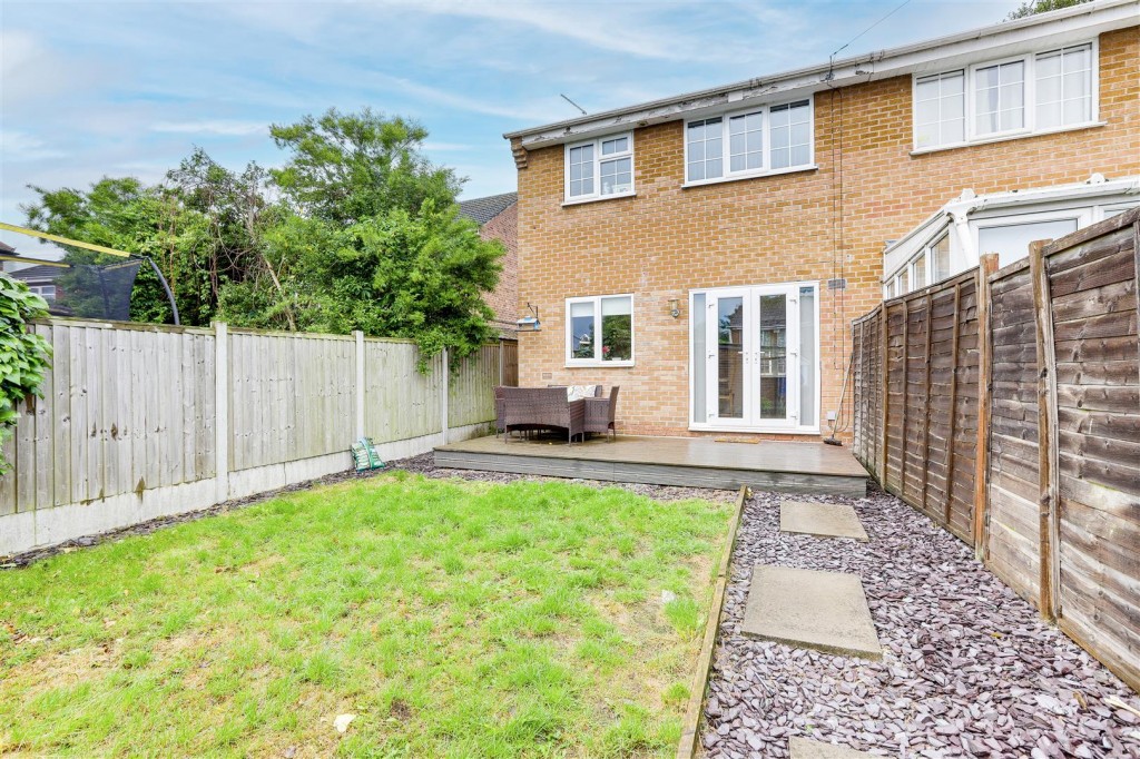 Longmoor Road, Long Eaton, Derbyshire, NG10 4FQ