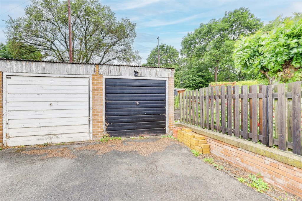 Longmoor Road, Long Eaton, Derbyshire, NG10 4FQ